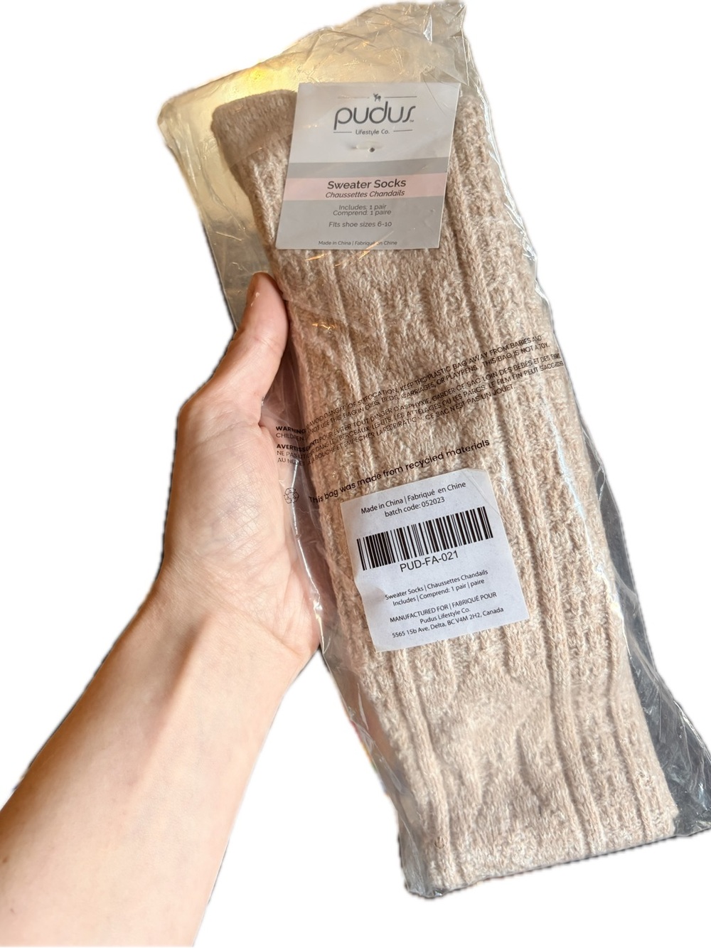 Pudus Beige Cable Knit Sweater Socks
